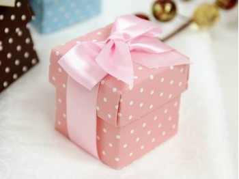 Boites a dragees cube pois rose