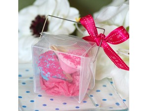 panier-transparent-ruban-rose